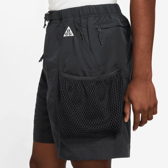Nike ACG Snowgrass Cargo Shorts - Picture 3 of 4